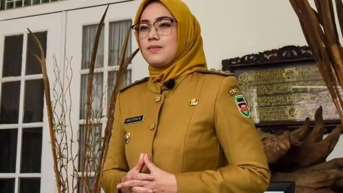 Profil dan Biodata Anne Ratna Mustika, Mantan Istri Dedi Mulyadi Calon Bupati Purwakarta