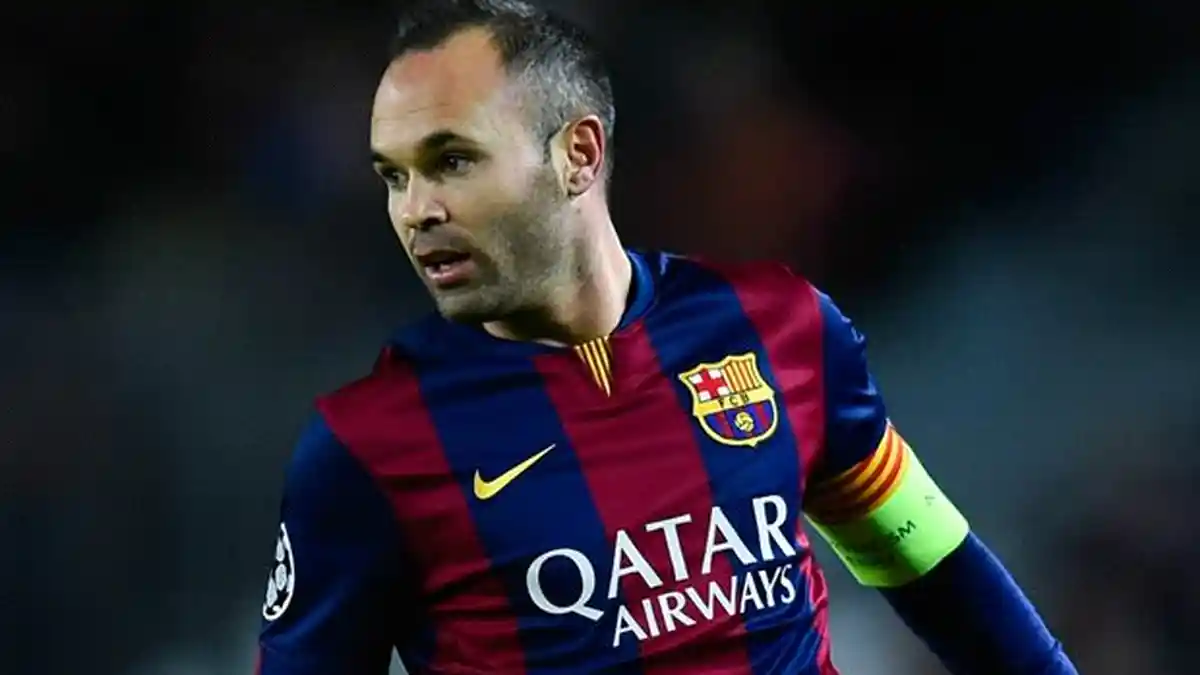 Air Mata Andres Iniesta Tandai Perpisahannya dengan Barcelona
