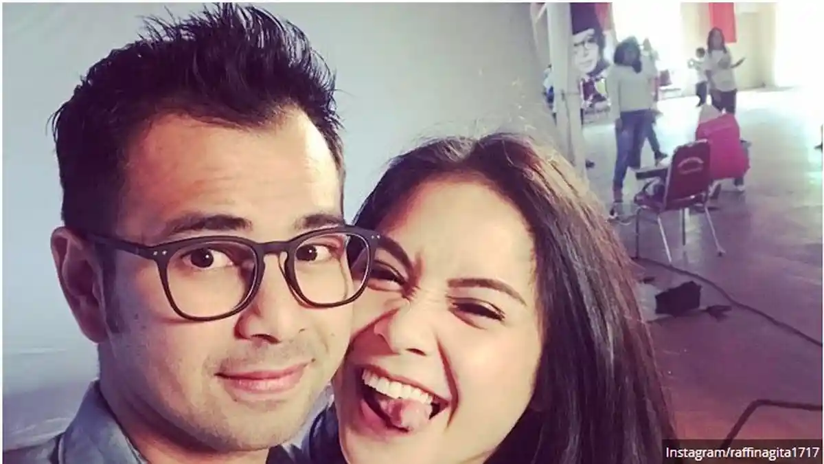 Netizen Soroti Bagian Dada Nagita saat Foto Mesra Ini Diposting