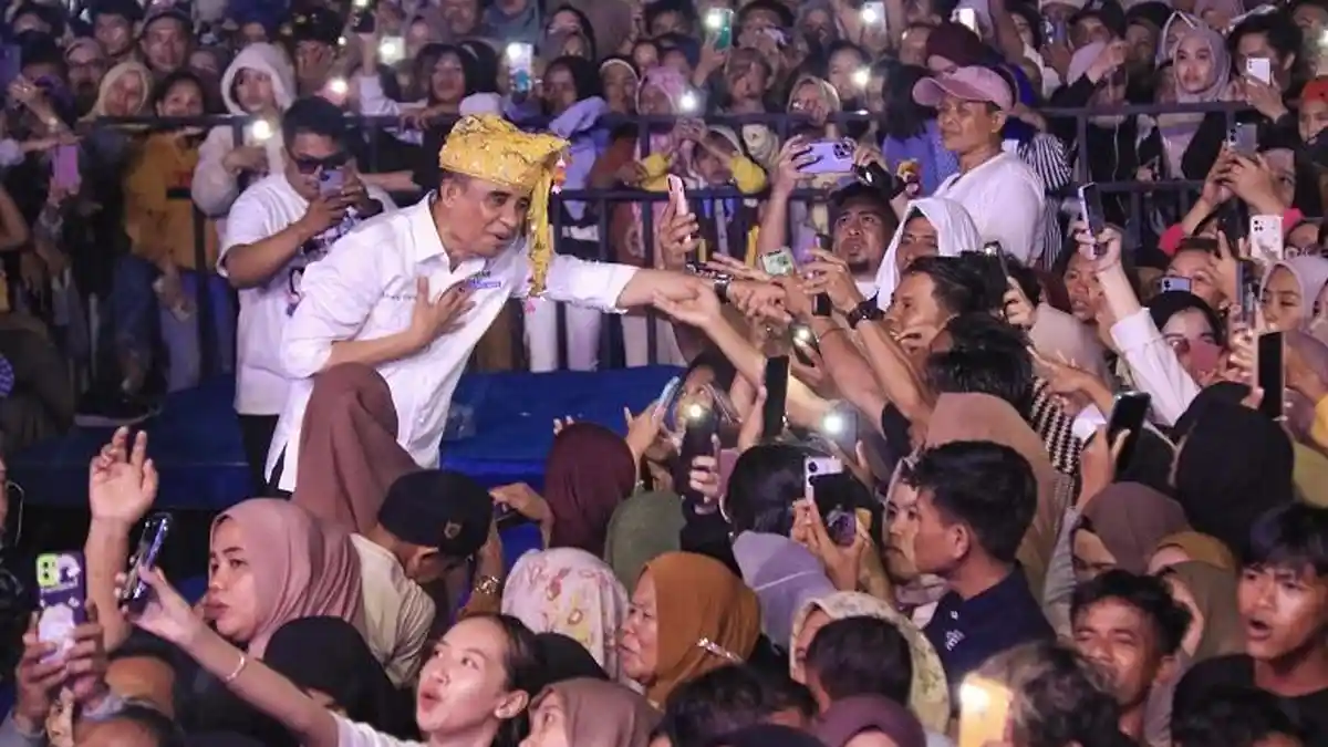 Bupati Poso: Anwar Hafid Bukan Cuma Berpihak Tapi Sayang Rakyat Sulteng