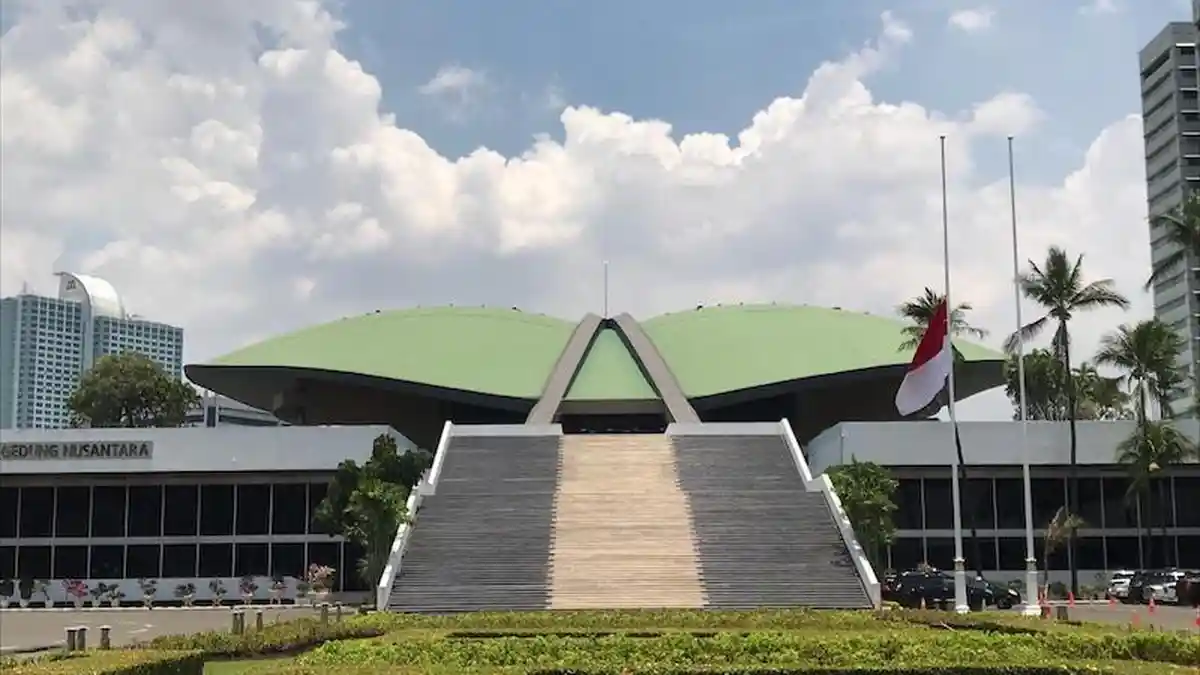 Fungsi, Tugas, dan Wewenang DPR: Legislasi, Pengawasan, dan Anggaran