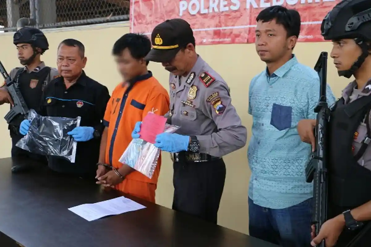 Merasa Kurang Digaji Rp 100 Ribu per Hari, Sopir Pribadi Ini Curi Uang dan Mobil Majikan