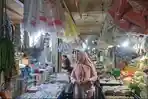 Pedagang-Plastik-94ie8.jpg