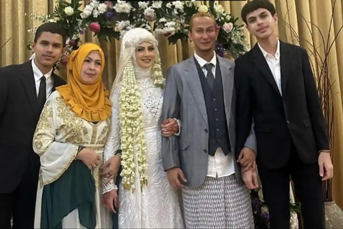 Bukti-bukti Helwa Bachmid Dinikahi Habib Bahar bin Smith, Dapat Bunga Manis Seperti Terhipnotis