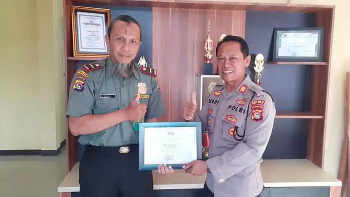 Sinergi Polsek Kopang-BTNGR Jaga Gunung Rinjani, Cegah Karhutla hingga Illegal Logging