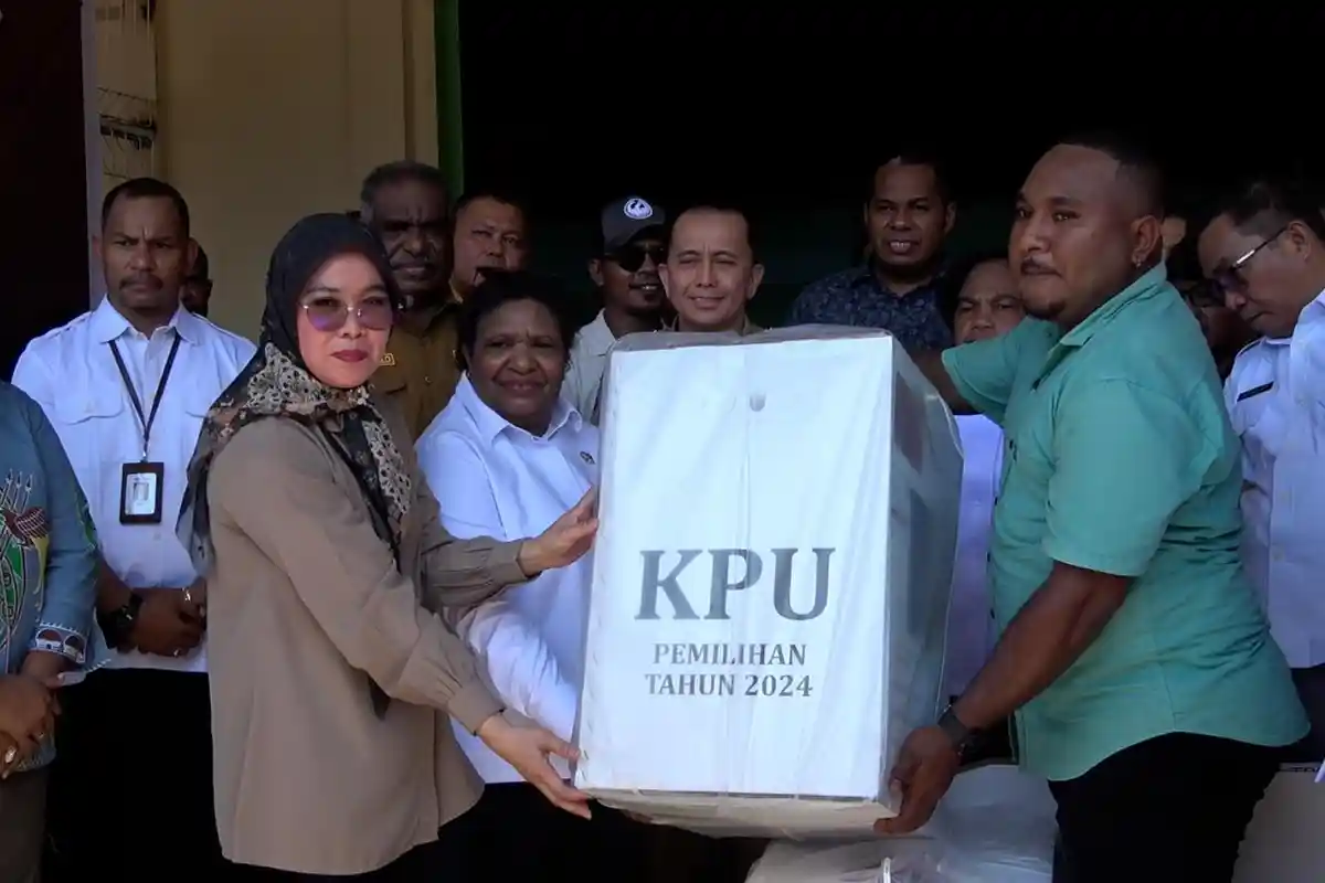 KPU Papua Pastikan 38.303 Kotak Suara Telah Sampai ke PPD