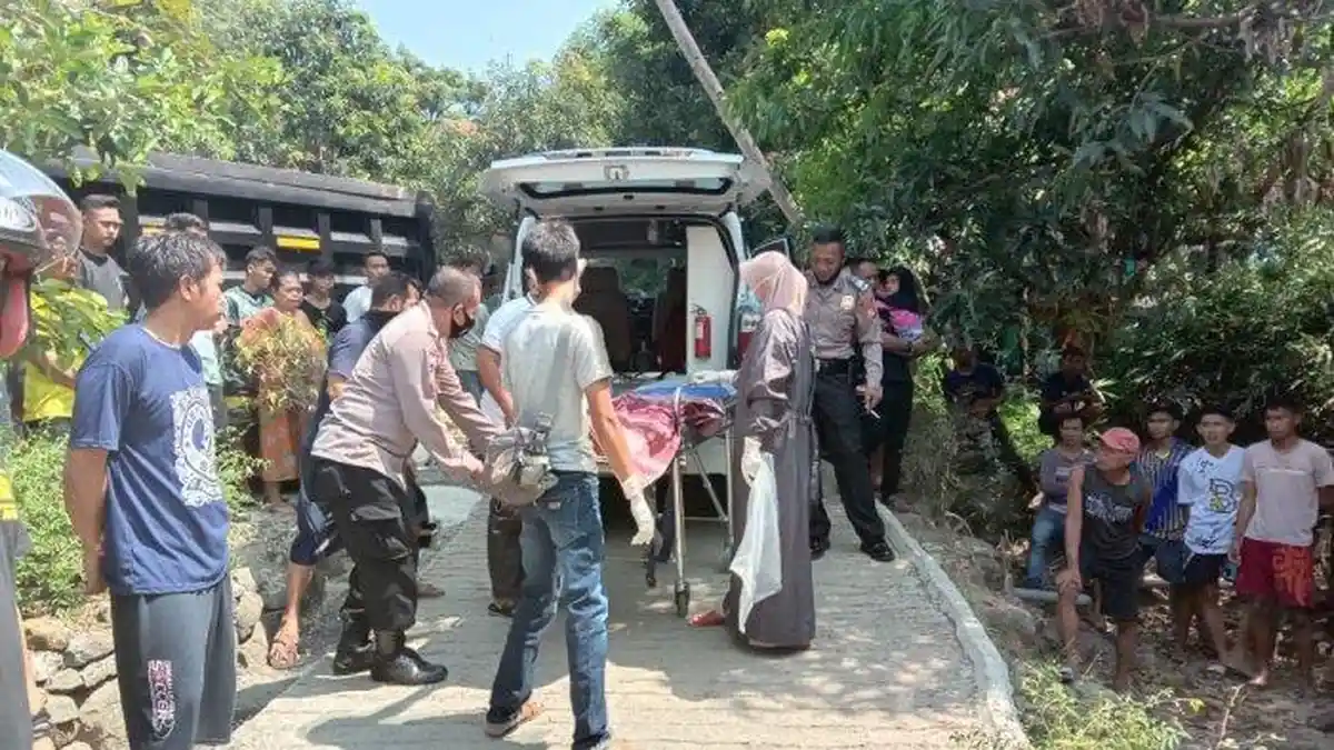 Pengendara Motor dan 3 Penumpangnya Alami Kecelakaan di Sumedang, 3 Orang Meninggal Dunia