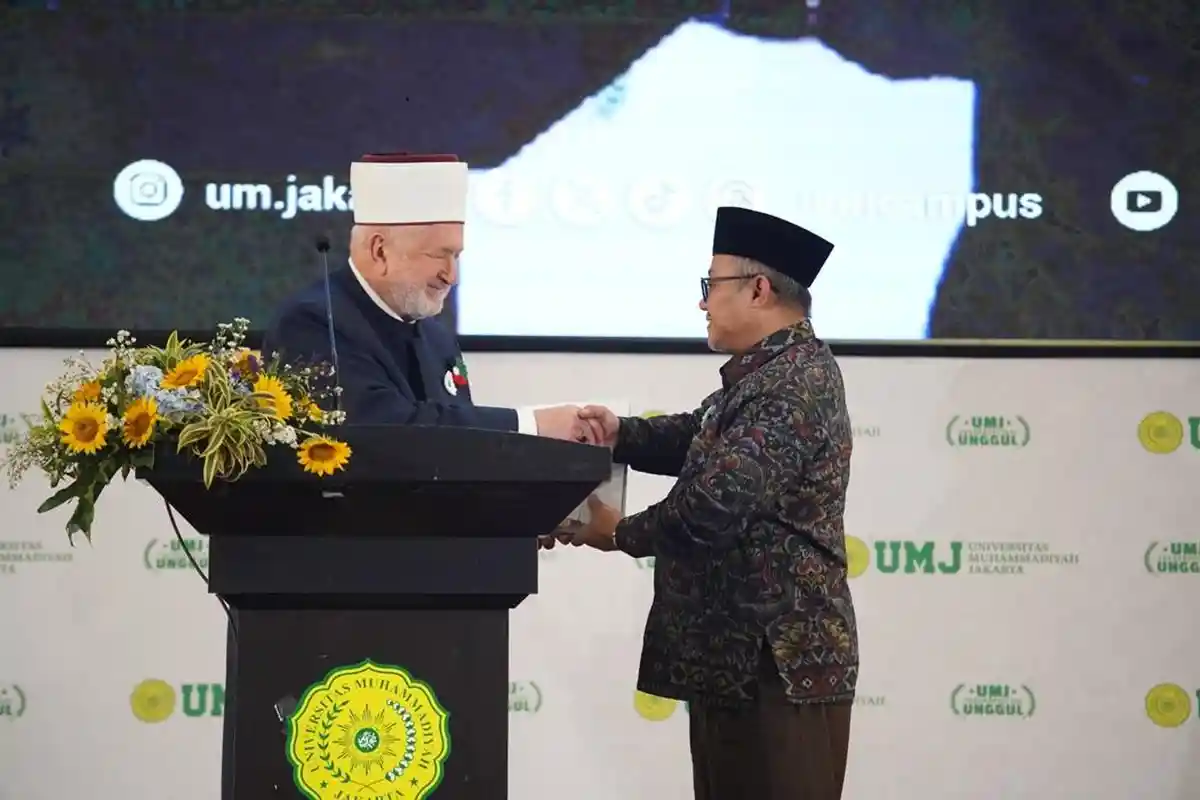 Di Kampus UMJ, Shaikh Mustafa Ceric Tegaskan Wasathiyah Islam Kunci Perdamaian Dunia