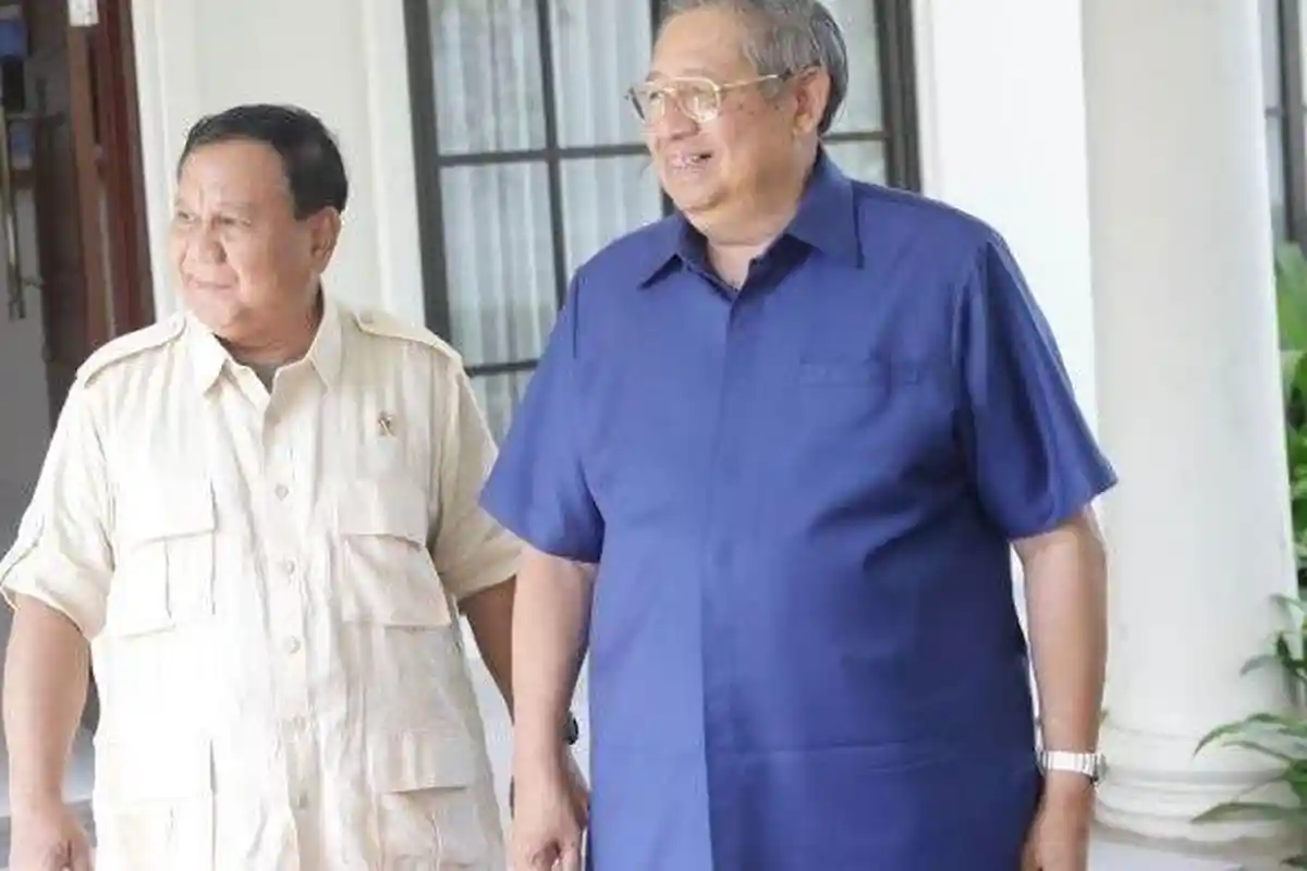 LSI Denny JA Bongkar Pengaruh SBY Turun Gunung Bantu Prabowo Subianto Raup Suara di Jawa Timur