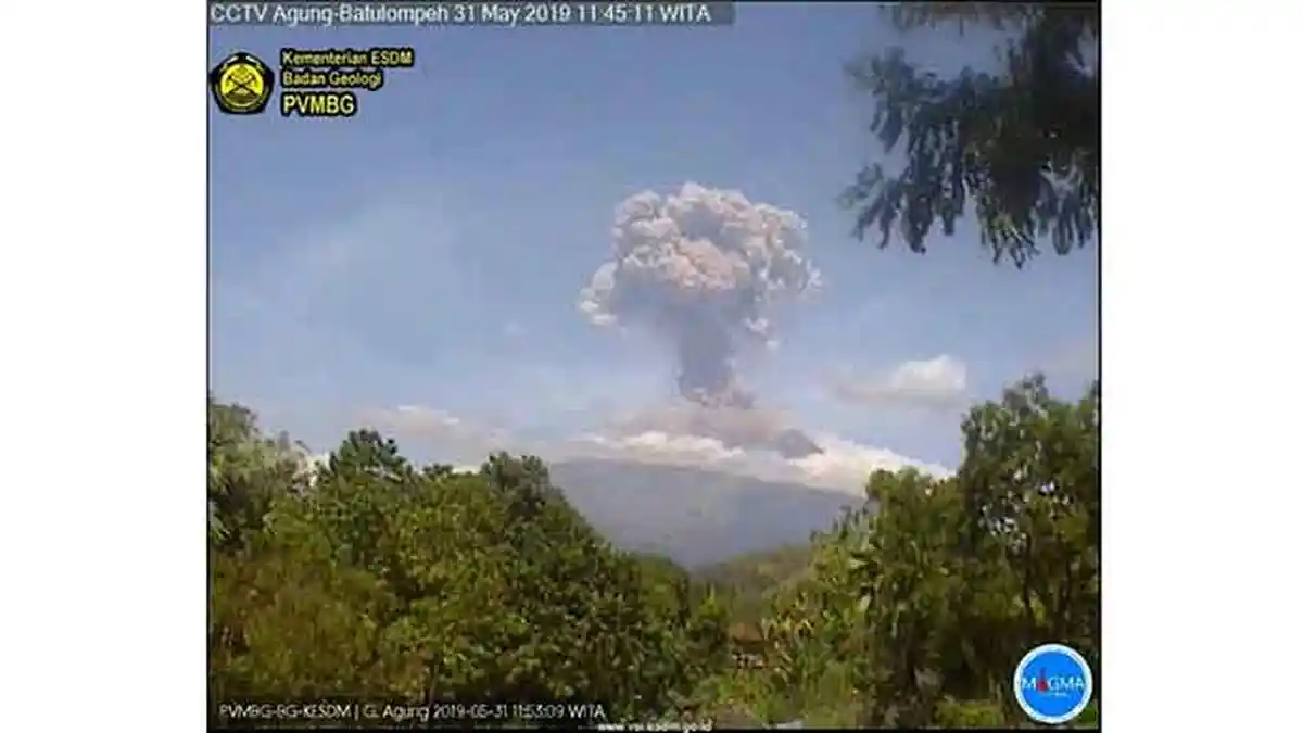Berikut Daerah-daerah yang Terpapar Hujan Abu Vulkanik Pasca Erupsi Gunung Agung Siang Tadi