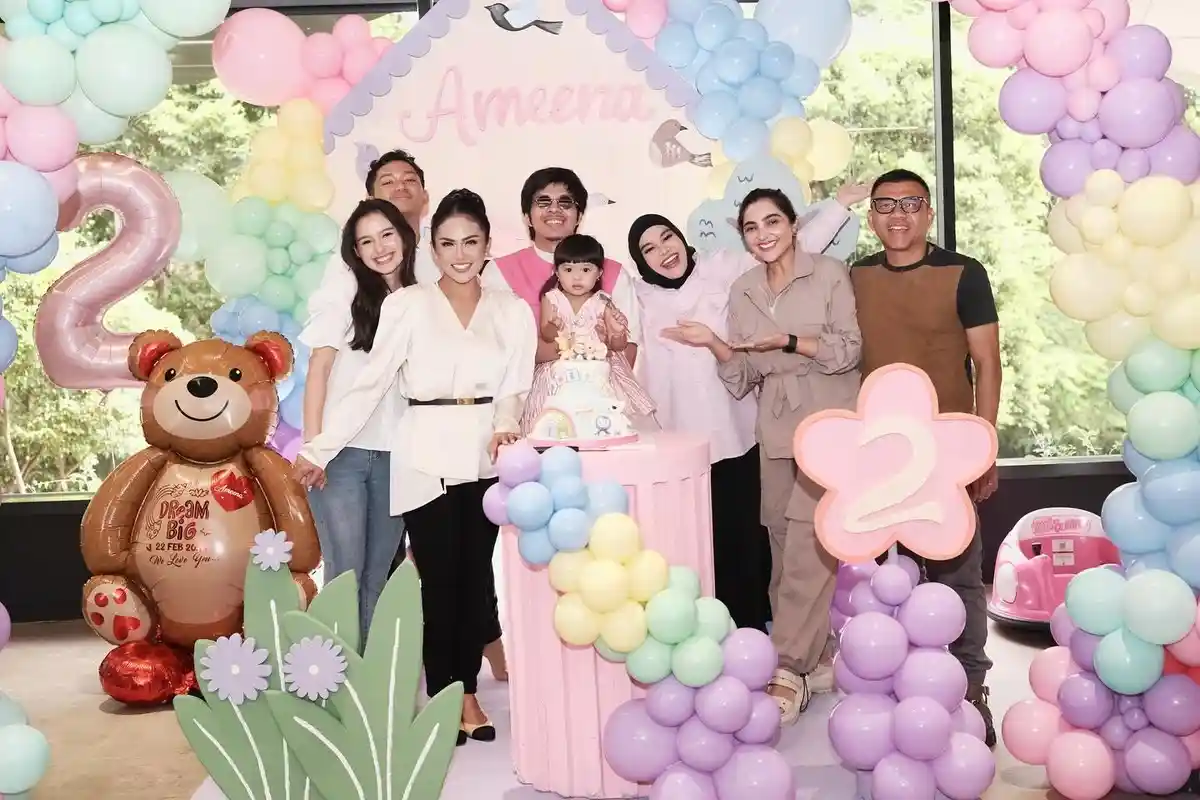 Alasan Atta Halilintar dan Aurel Hermansyah Beri Kado Mobil Mewah untuk Ameena: Sesuai Kebutuhannya