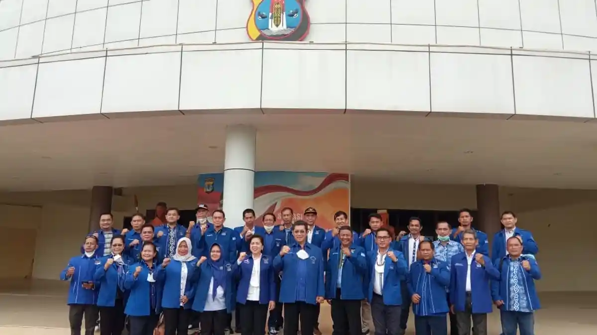 BREAKING NEWS Dipimpin Yansen Tipa Padan, Pengurus Demokrat Melapor ke Polda Kaltara, Ada Apa?