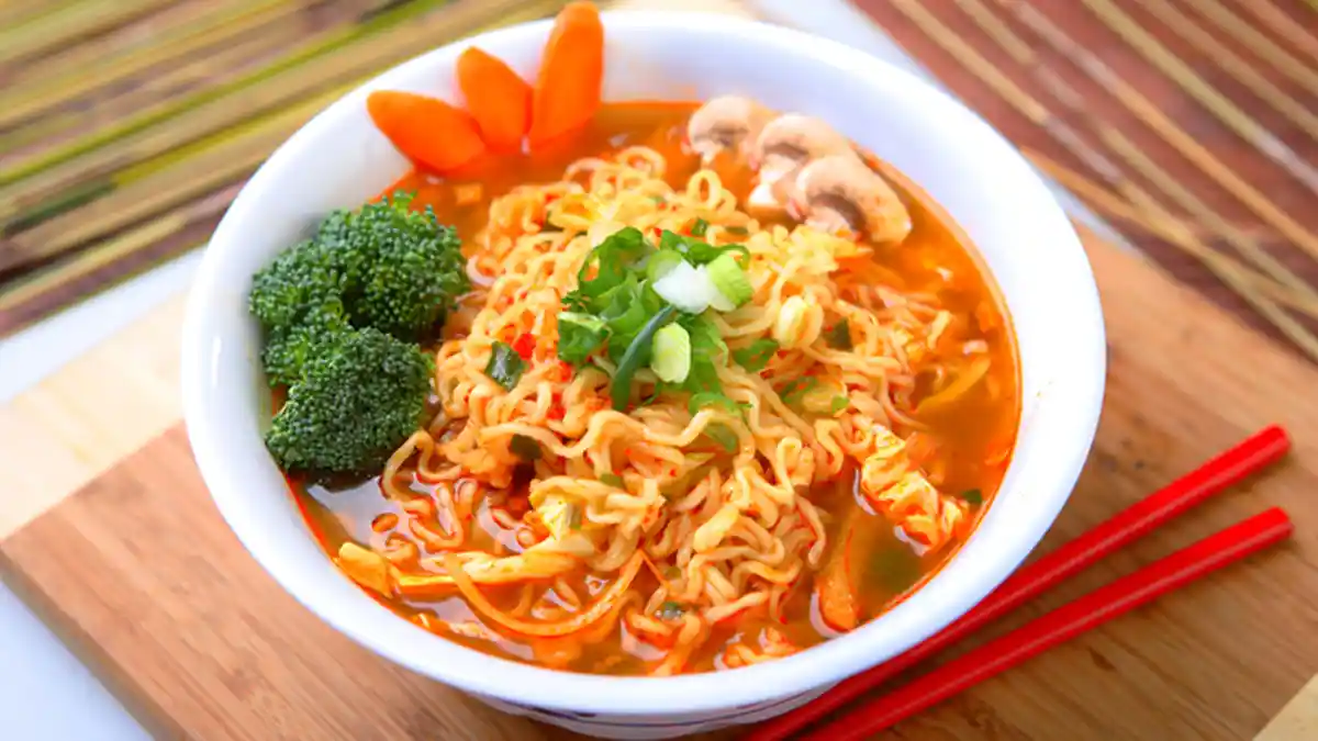 Banyak yang Keliru, Begini Cara Aman Memasak Mi Instan agar Kandungan MSG-nya Hilang