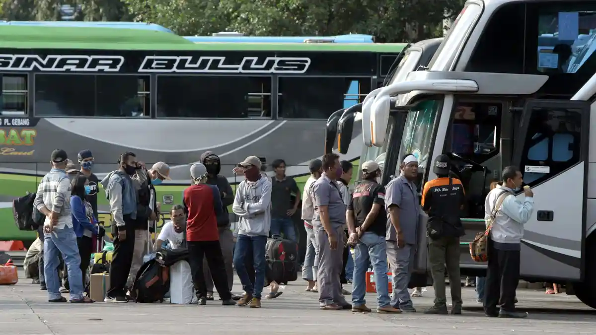 Hingga Kemarin, Pemprov DKI Setop Operasional 101 Perusahaan Karena Tak Patuh PSBB