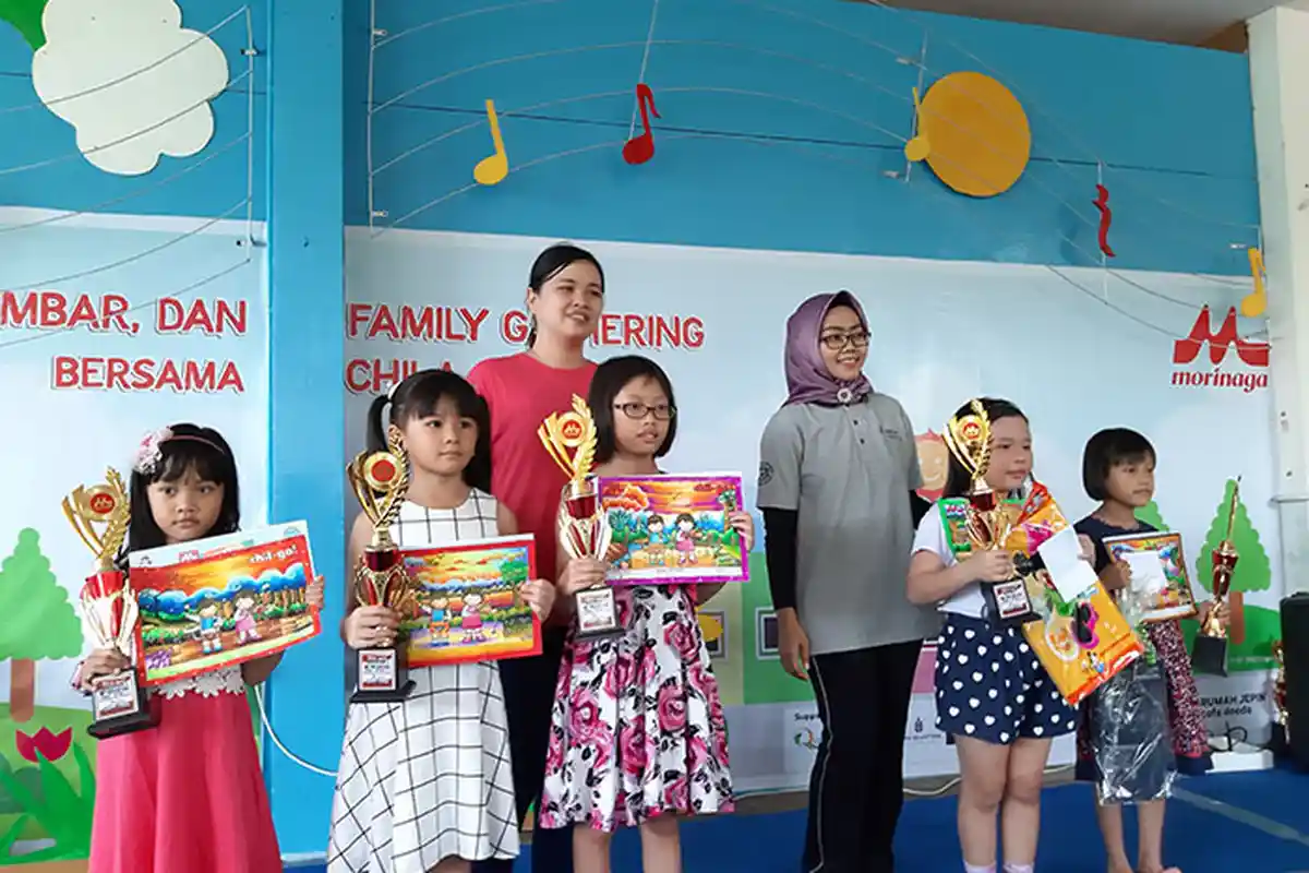 SD Swasta Cahaya Mentari Bersama Morinaga Gelar Pameran, Lomba, dan Family Gathering