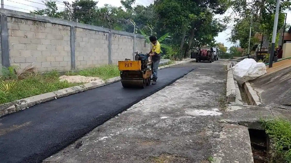 PKT Olah 650 Kilogram Limbah Plastik Jadi Bahan Aspal Jalan