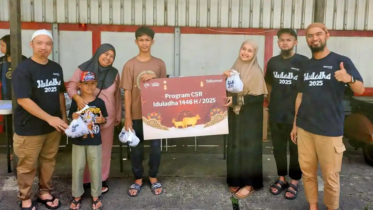 Telkomsel Salurkan 660 Ekor Hewan Kurban saat Idul Adha Tahun Ini