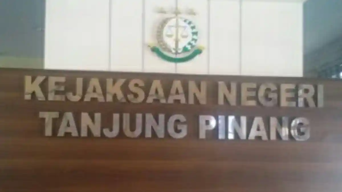 Yon F Jadi Buronan Kejaksaan Negeri Tanjungpinang