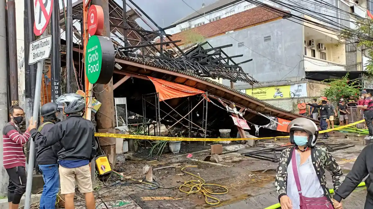 Alami Kerusakan Cukup Parah, Tidak Ada Korban dalam Kebakaran Warung Makan Babi Guling Candra