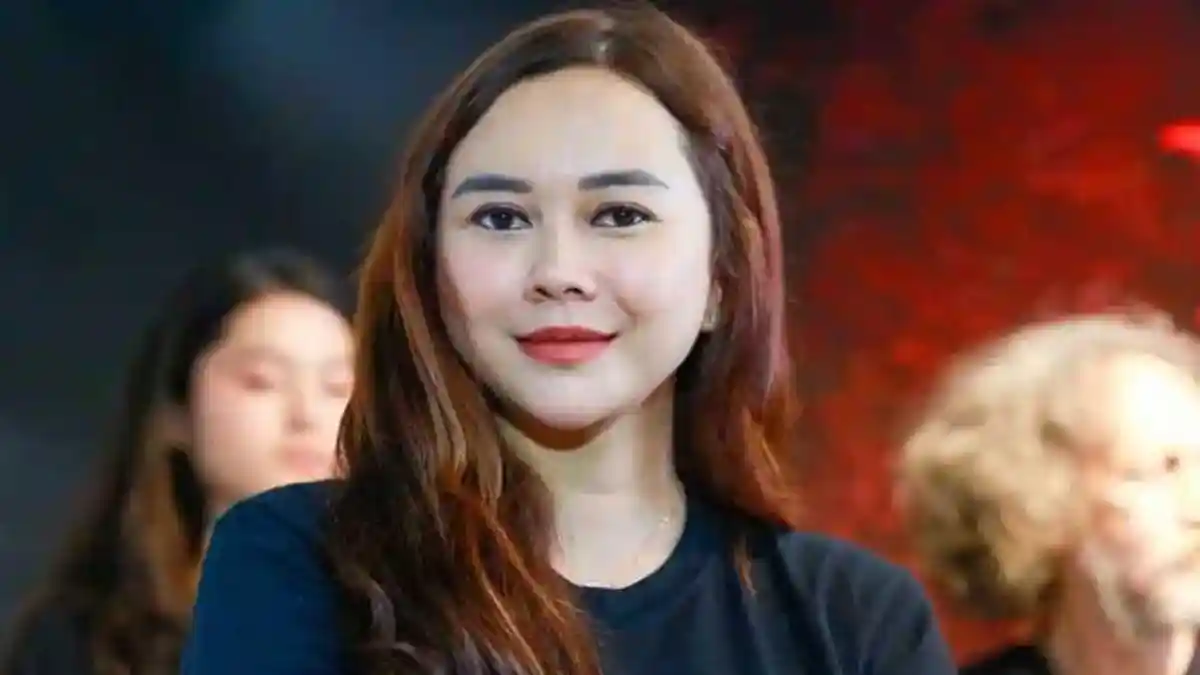 4 Bantahan Aura Kasi Terkait Isu Kedekatannya dengan Ridwan Kamil ...