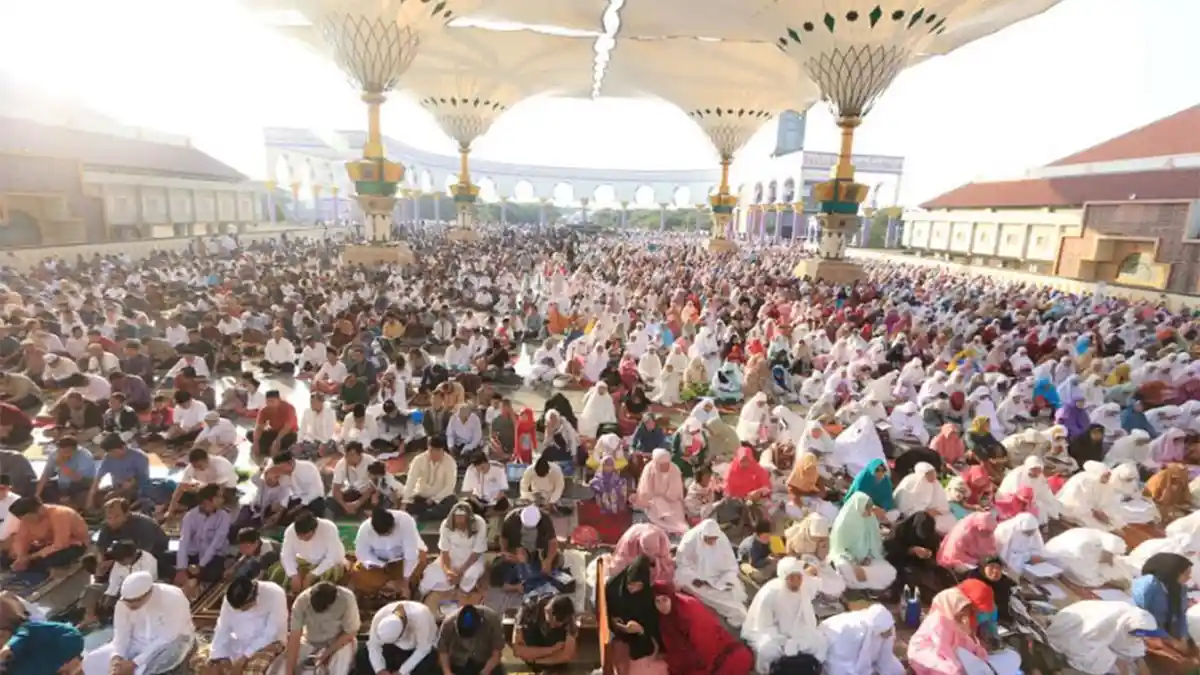 Niat Sholat Idul Adha dan Tata Cara Lengkap dari MUI, Membaca Takbir Sebanyak 7 Kali
