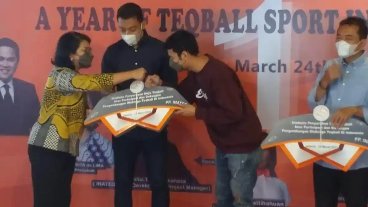 Raffi Ahmad dan Hamka Hamzah Siap Populerkan Teqball