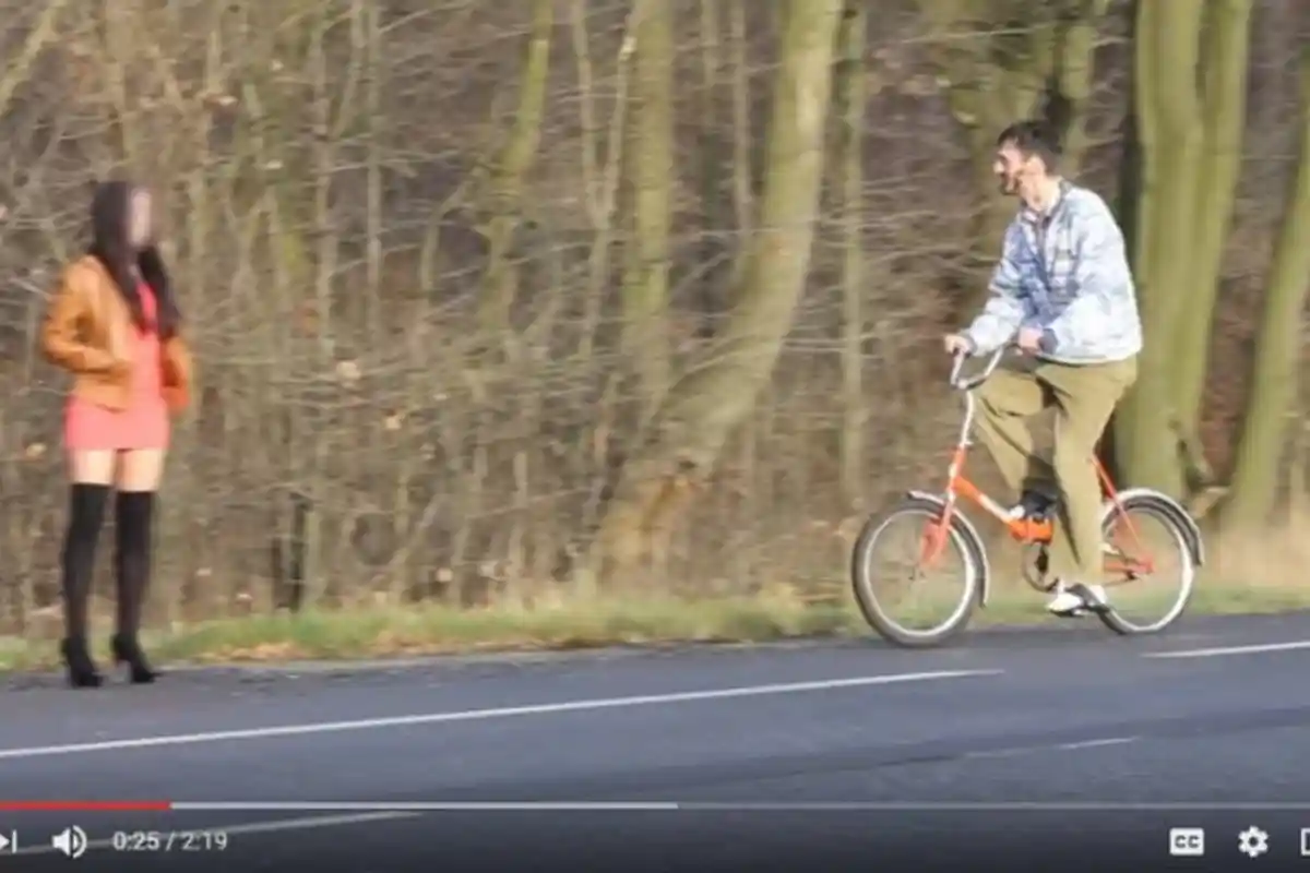 Pria Ini Tawar PSK Pinggir Jalan Begituan Tanpa Kondom, Respons Wanita Ini Tak Disangka