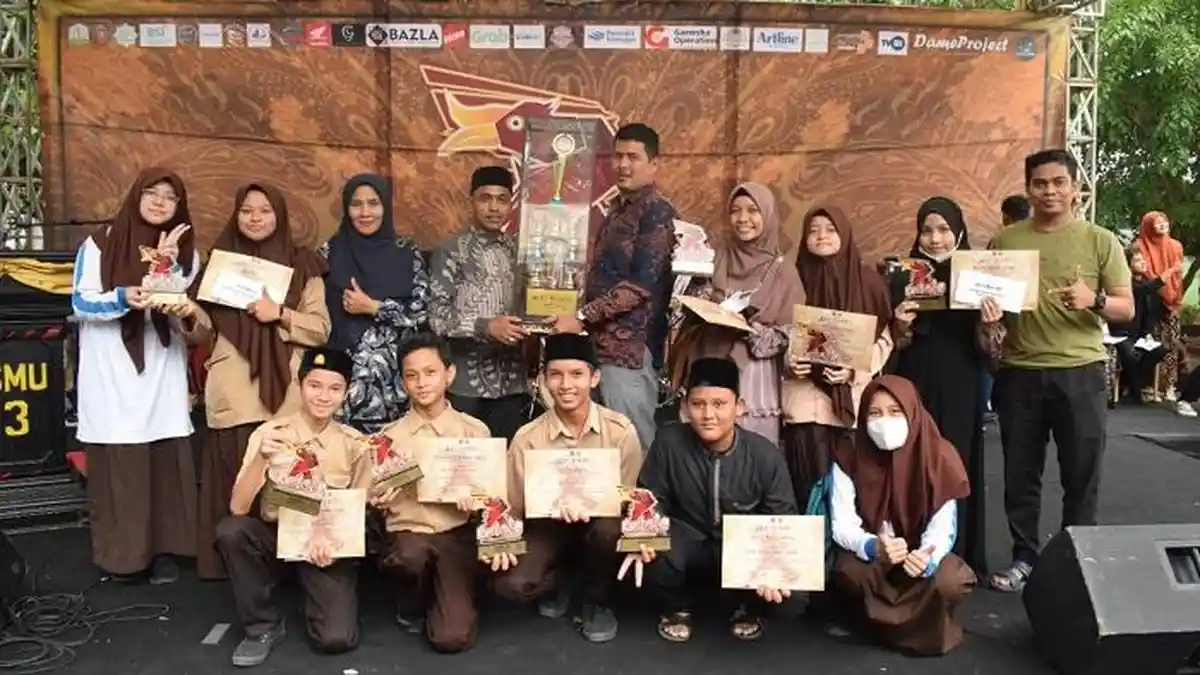 MTsN Model Banda Aceh Sabet Juara Umum Realistig IV