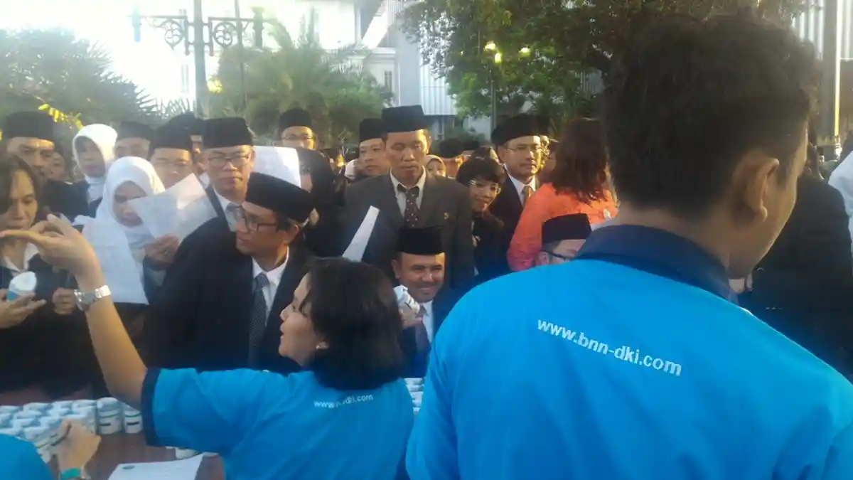 Usai Dilantik, 1.042 Pejabat DKI Langsung Dites Urine