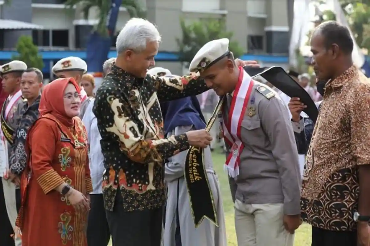 Sosok Bondan Anak Penjaga Makam di Banyumas Jadi Lulusan Terbaik SMKN Jateng dan Diterima di UI