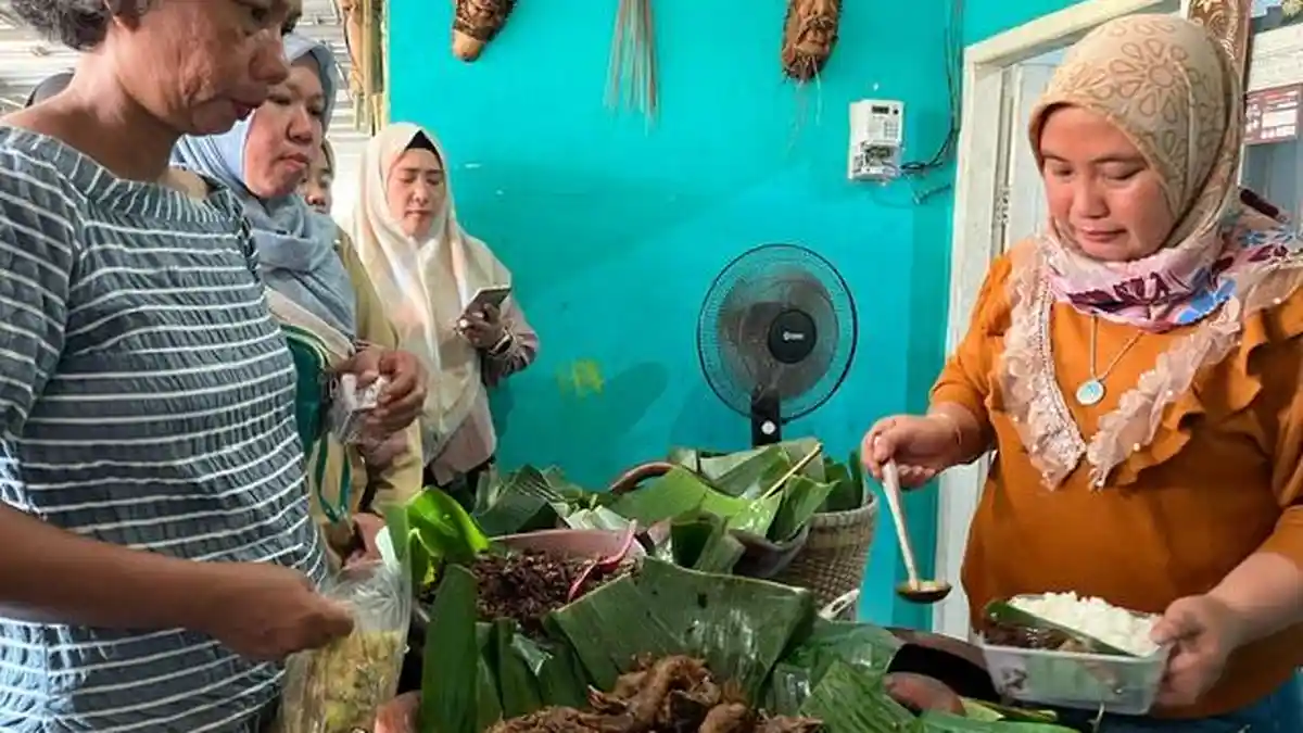Bakoel Gudeg Jogja Viral dengan Nuansa Khas Kota Pelajar, Warga Rela Antre hingga Berjam-jam