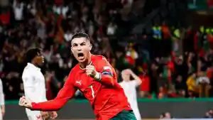 Cristiano-Ronaldo-akhirnya-angkat-bicara-soal-masa-depannya-di-dunia-sepak-bola.jpg