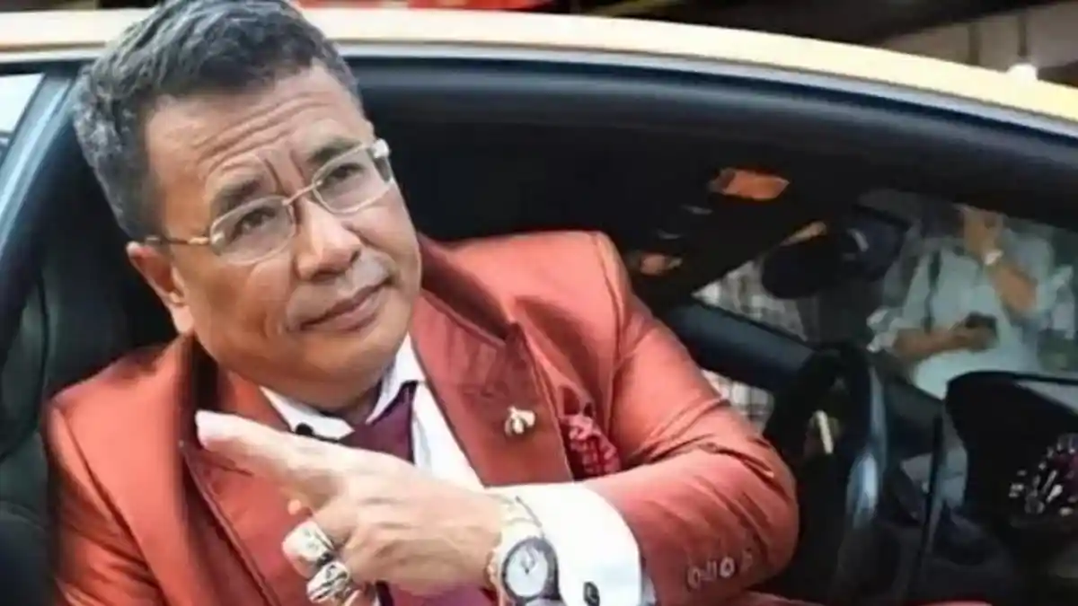 Hotman Paris Heran Airlangga – Jusuf Hamka Mundur Bersamaan: Apa yang Terjadi?
