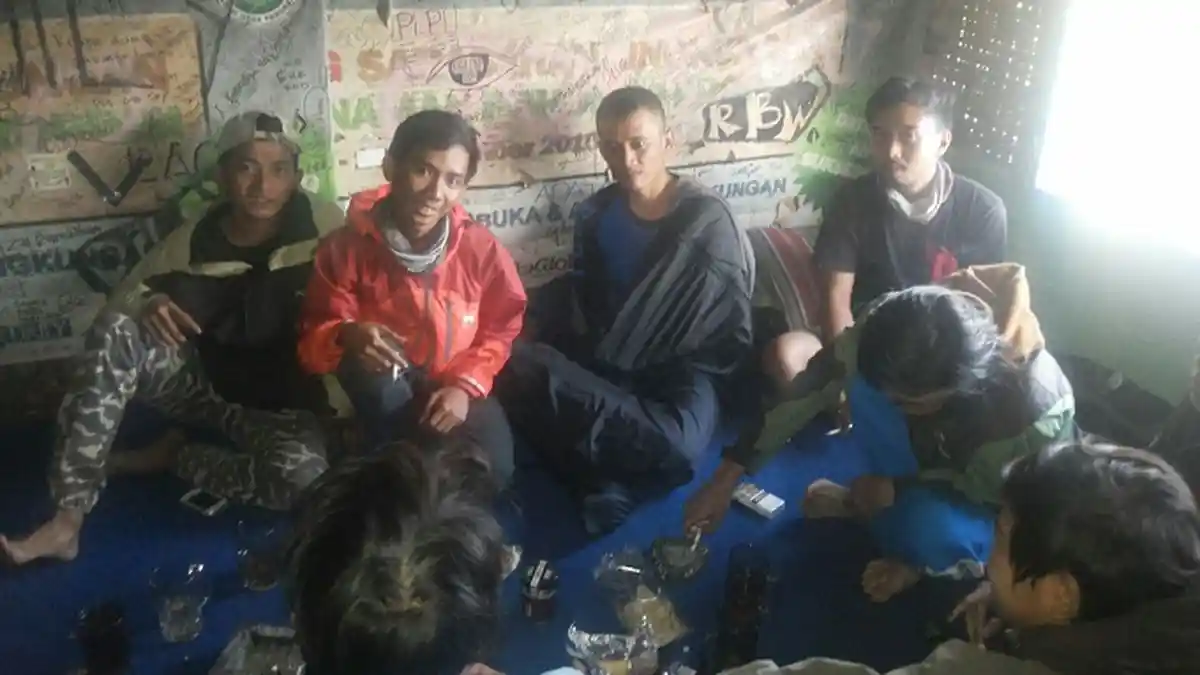 Pendaki Tersesat yang Naik Lewat Jalur Ilegal Diberi Sanksi Edukatif