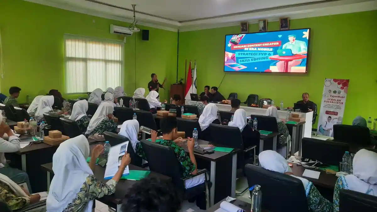 Puluhan Pelajar Tuban Gedor Dunia Jurnalistik Bersama RPS