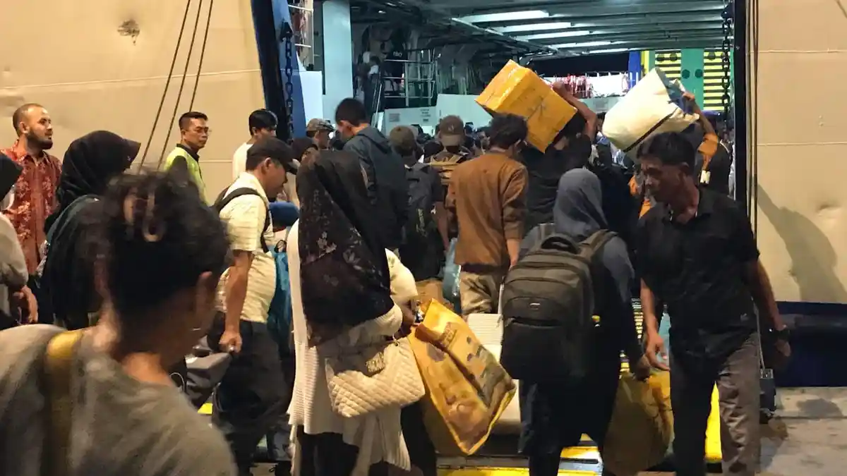 Pemudik Pakai Kapal Roro Diperkirakan Meningkat Hingga 40 Persen Dibanding Tahun Lalu