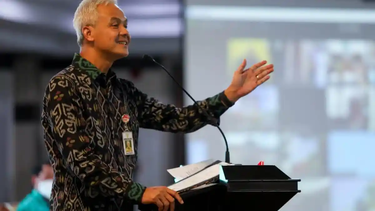 SK Baru Diserahkan, 126 Kepsek di Jateng Langsung Diberi Peringatan Keras oleh Ganjar, Ada Apa?