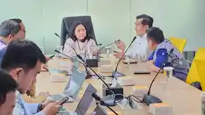 BAHAS-KEK-ARUN2.jpg