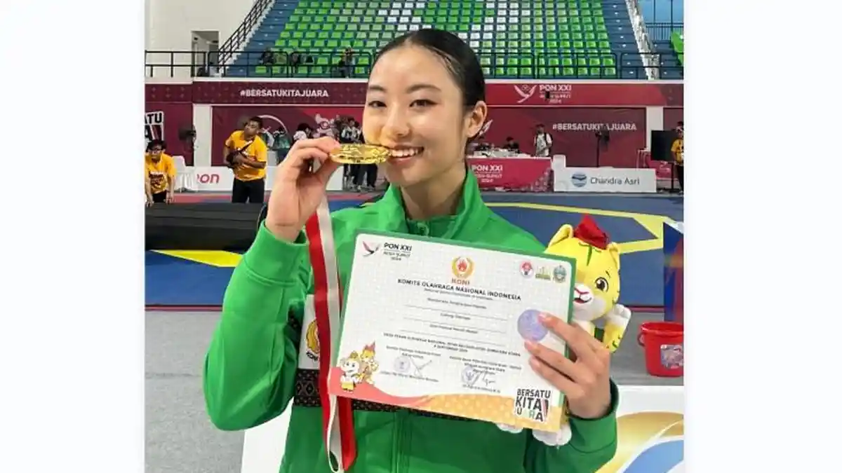 Atlet Taekwondo Sumut Cyndi Patricia Sambut Imlek dengan Penuh Suka Cita setelah Raih Emas di PON