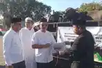 Bupati-Ende-menyerahkan-bantuan-hewan-kurban-dari-Presiden-RI.jpg