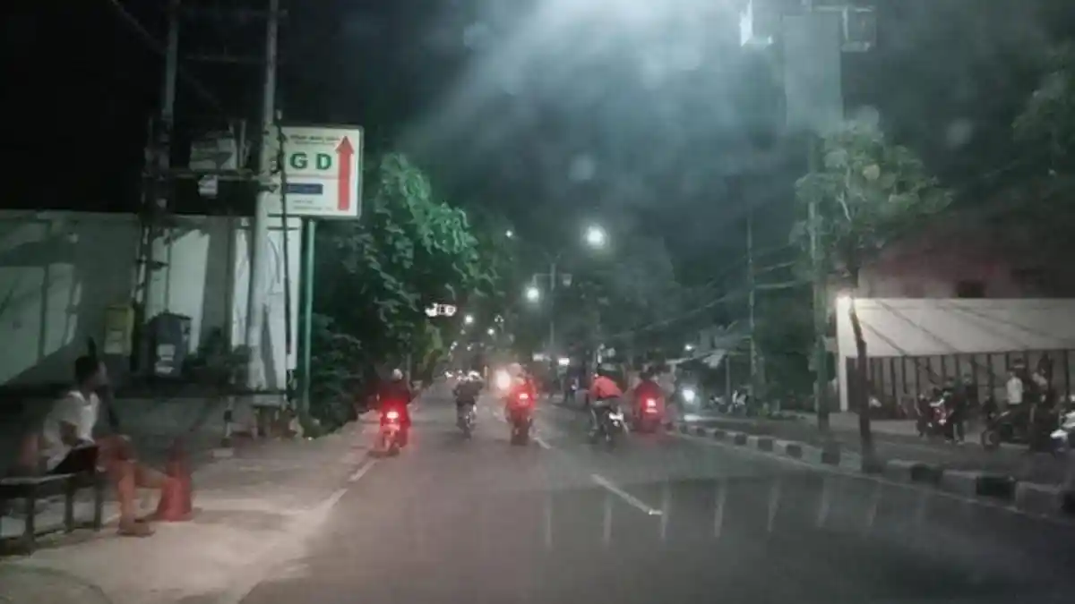 Remaja Gelar Balap Liar di Gresik, Suara Knalpot Brong Menggelegar, Ganggu Pengguna Jalan