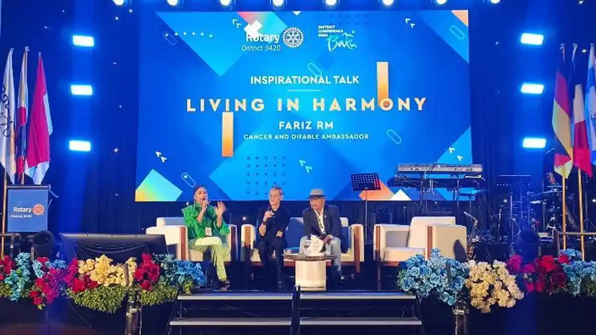 Fariz RM Berbagi Inspirasi dalam Acara Konferensi District Rotary di Kota Batu