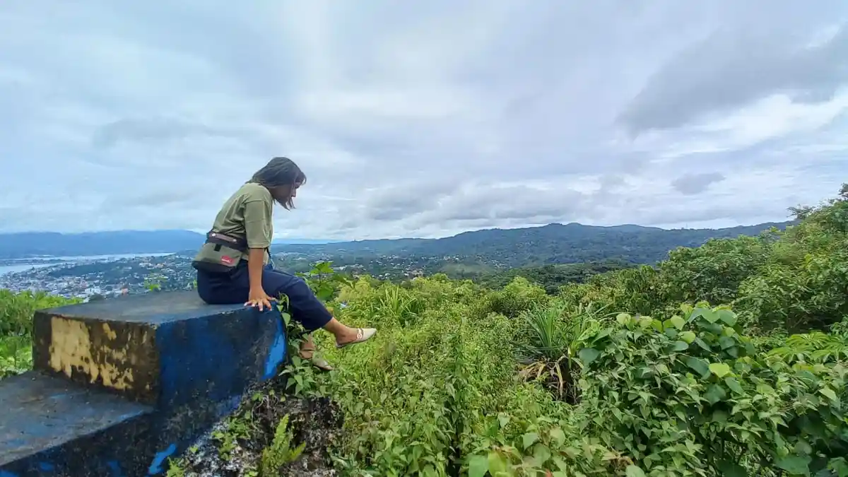 Dari Tanjung Alang Hingga Letisel, Wisata Puncak Kezia Hadirkan Panorama Kota Ambon