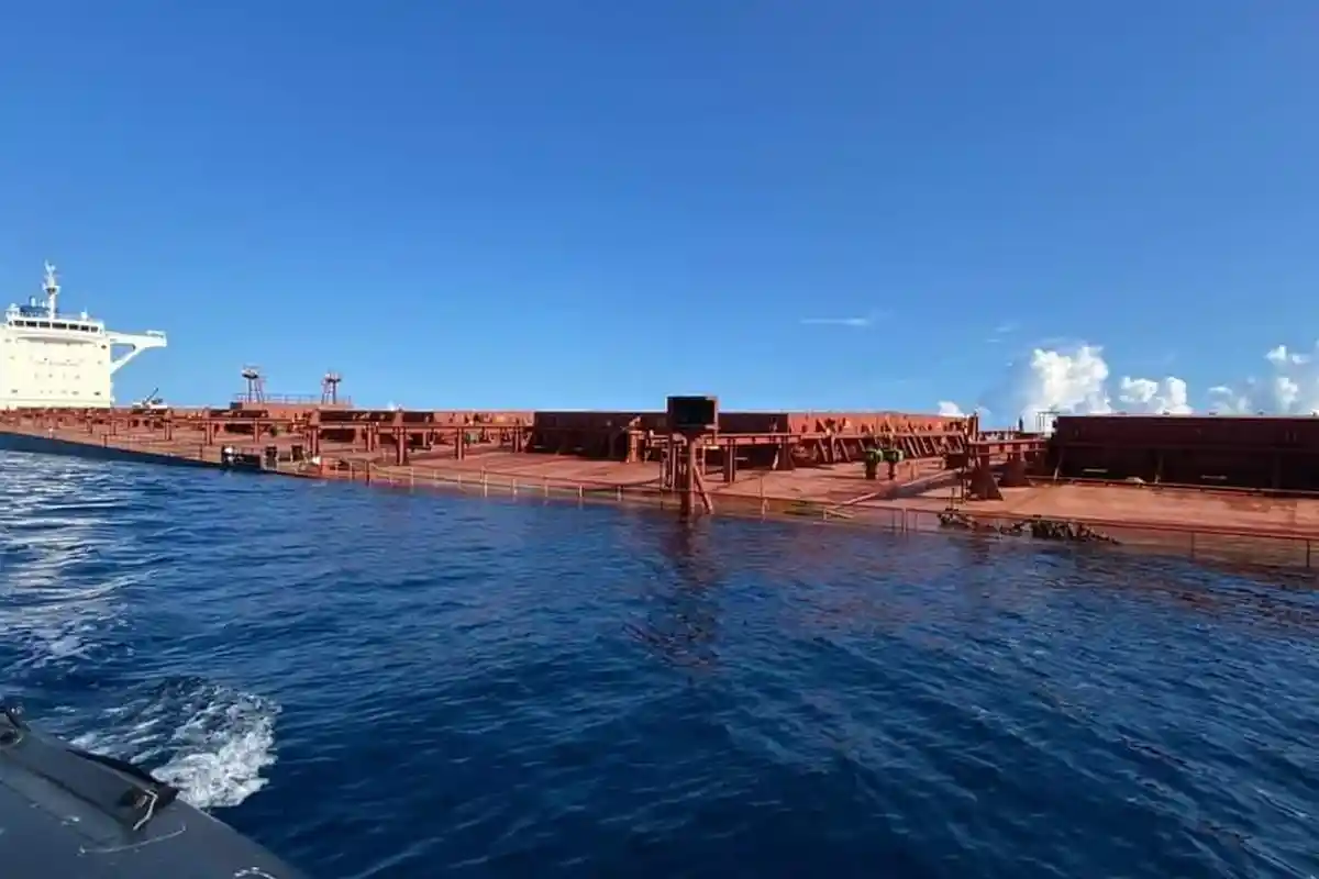 Seriusi Kapal Inggris yang Bocor di Perairan Raja Ampat, Tim Dirjen Hubla dan KPLP Tinjau Langsung