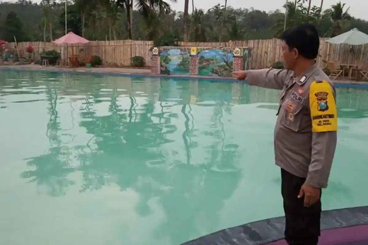 Sibuk Ngobrol dengan Pria, Ibu di Jember Tak Sadar Anaknya Tewas Tenggelam di Kolam Renang