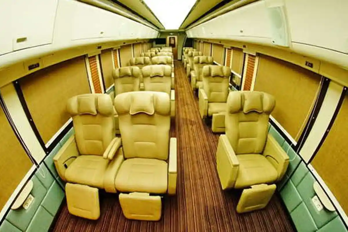 PT KAI Layani Kereta Api Mewah, Kapasitas Hanya 22 Kursi