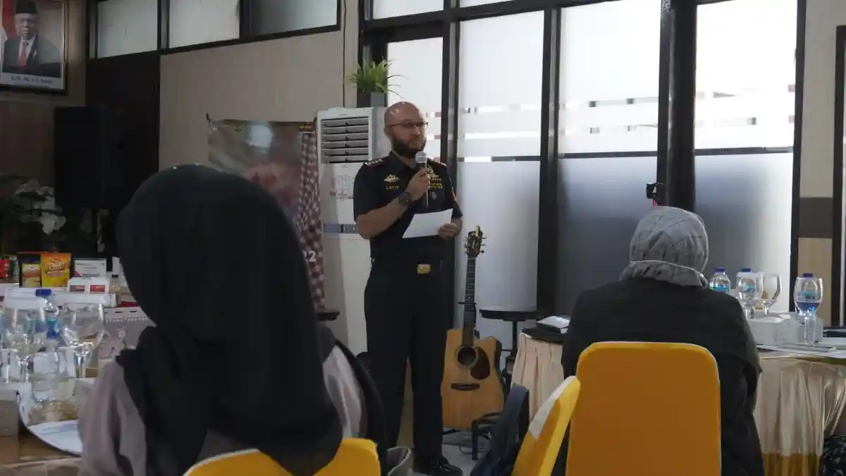 Kantor Bea Cukai Gorontalo Edukasi Sepuluh Pelaku UMKM Mengenai Pengeksporan Produk