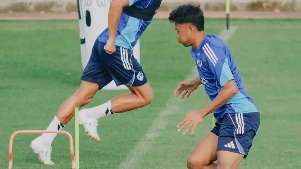 Kapan Laga Tunda PSM Makassar vs Persebaya Surabaya Digelar?
