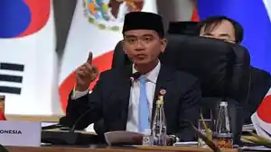 Wakil-Presiden-Wapres-RI-Gibran-Rakabuming-Raka-menyampaikan-permintaan-maaf-terkait-insiden.jpg