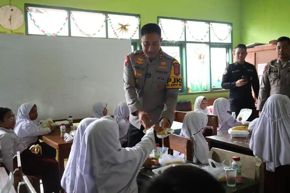 Kunci Jawaban PAI Kelas 6 Kurikulum Merdeka, Huruf ع Bertanda Mad Wajib Muttasil Dibaca . .